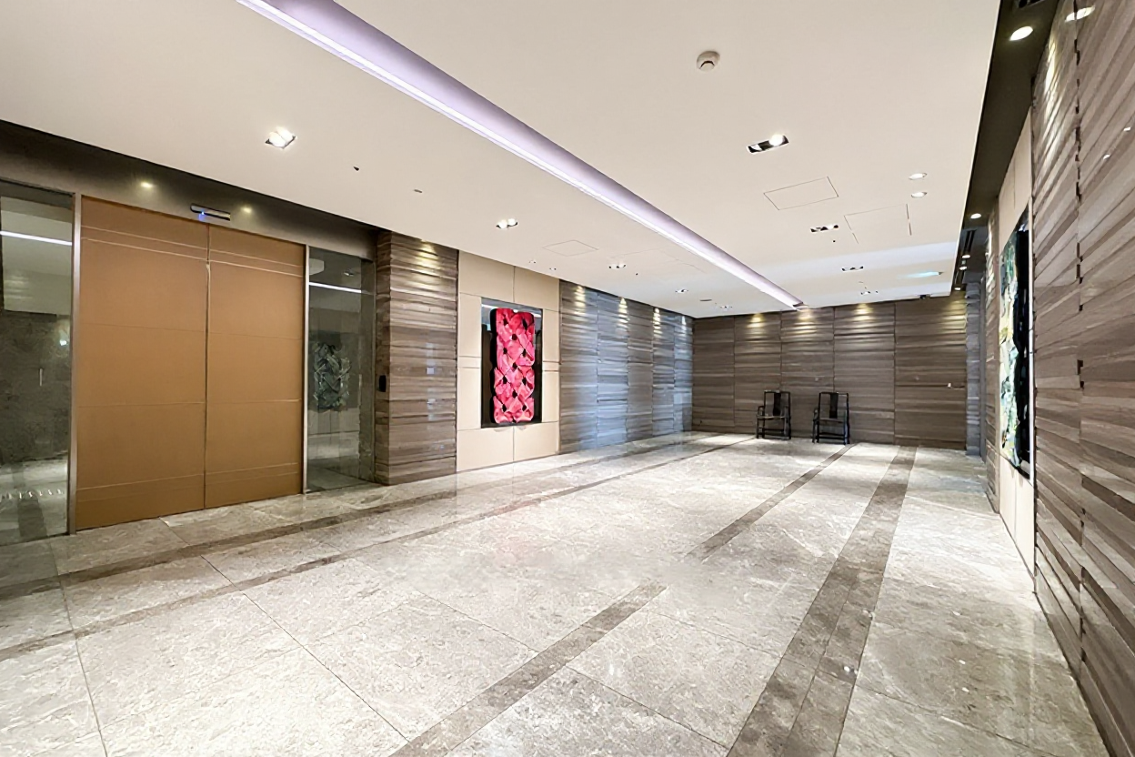 Akasaka K Tower Residence thumbnail 4
