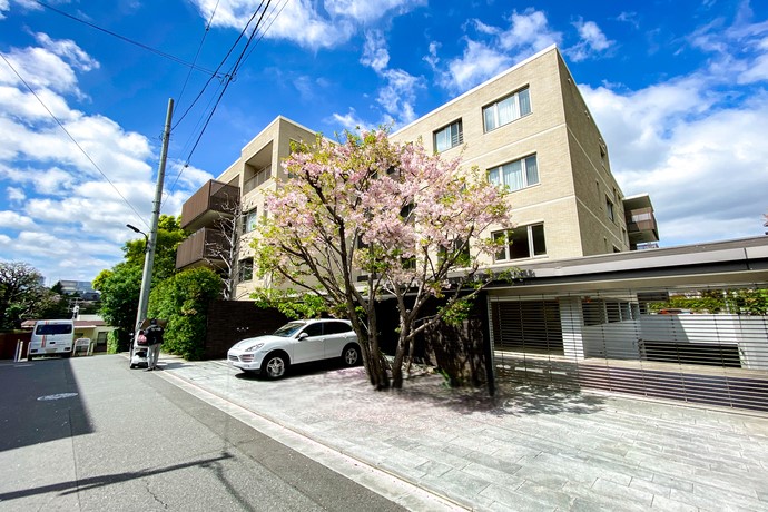 Garden Takanawa - Image 1