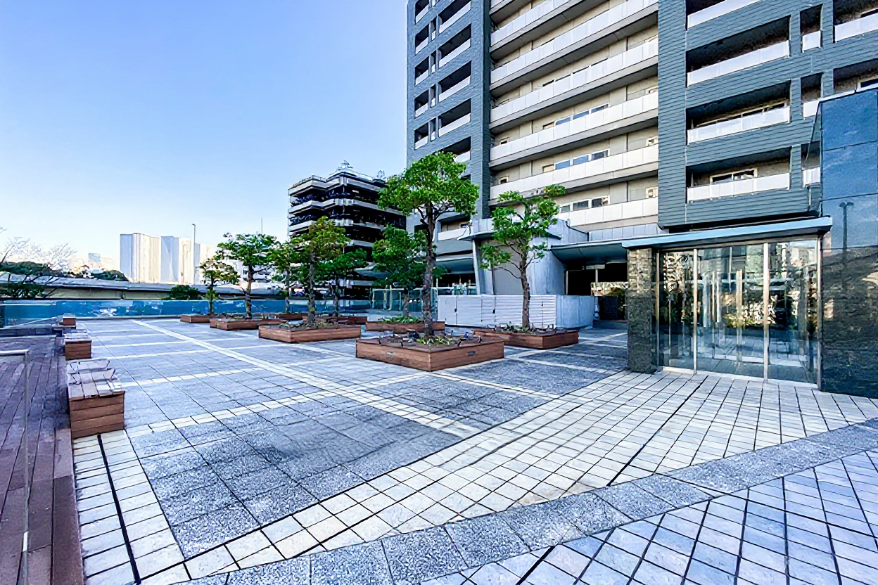 La Tour Shiodome thumbnail 3