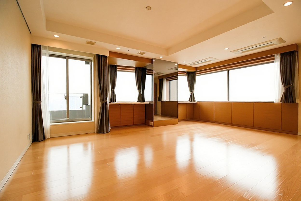 La Tour Shiodome thumbnail 4