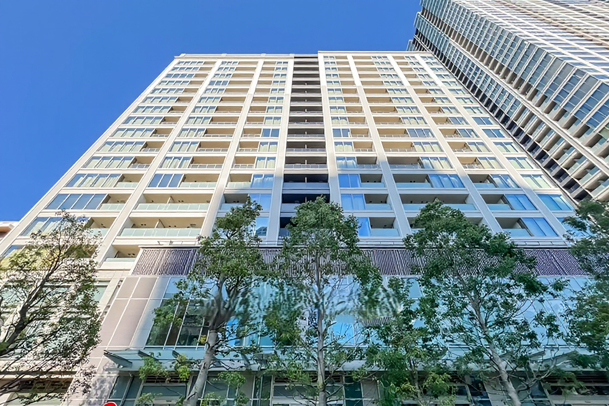 Shirokane The Sky West - Image 1